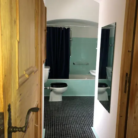 Semesterbostad Haus Am Berg